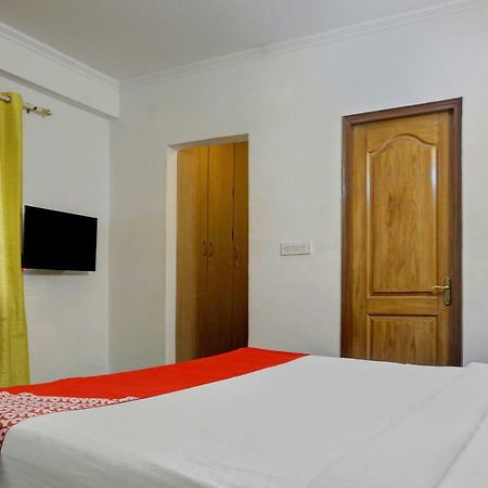 Oyo Flagship 592 Hauz Khas Village Új-Delhi Kültér fotó