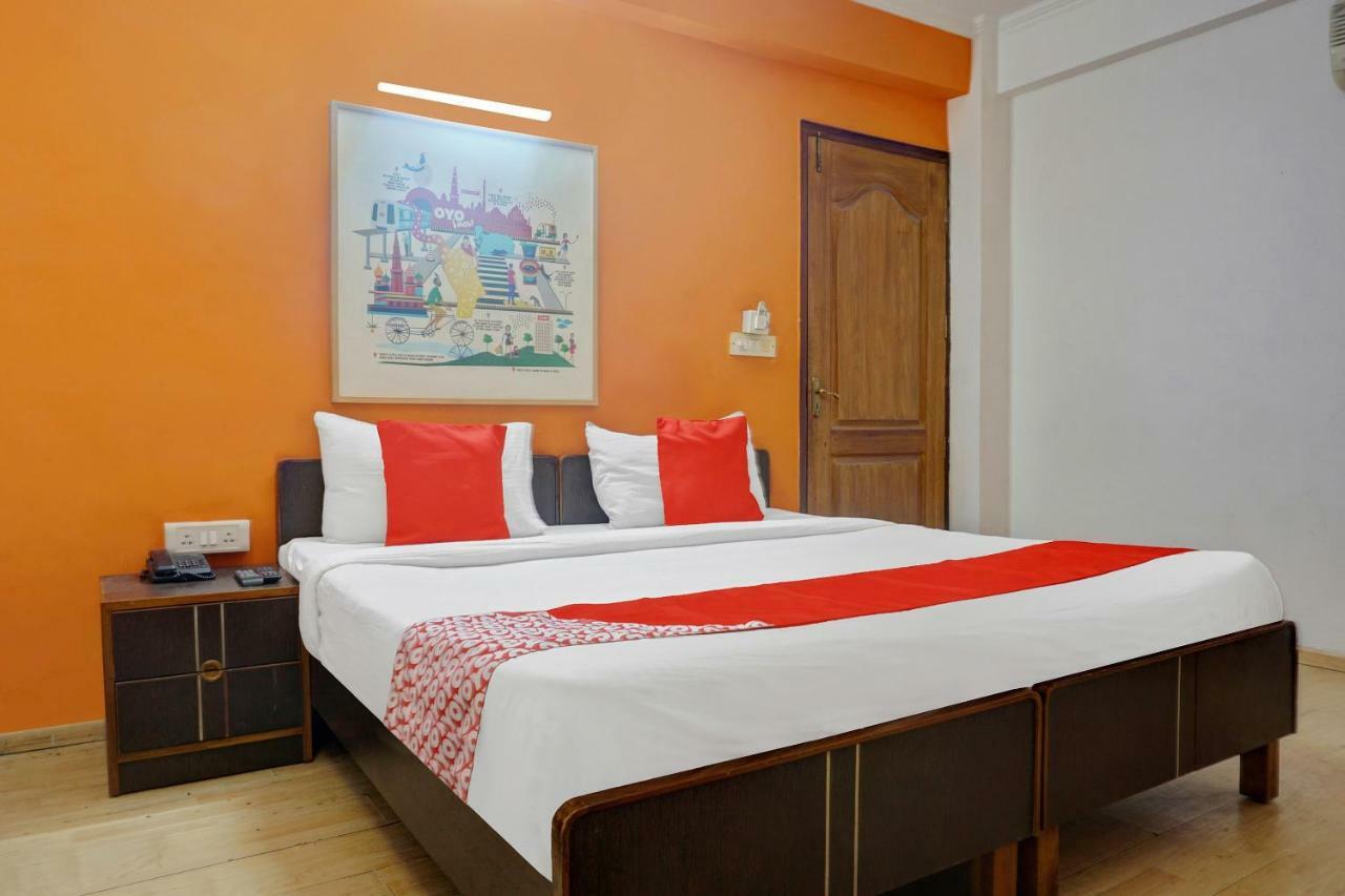 Oyo Flagship 592 Hauz Khas Village Új-Delhi Kültér fotó